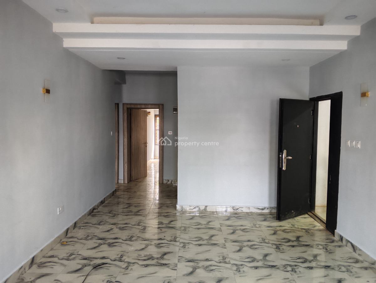 Renovated 3 Bedrooms Flat, Alaja Amodou Shola Street, Durumi, Abuja, Flat / Apartment for Rent