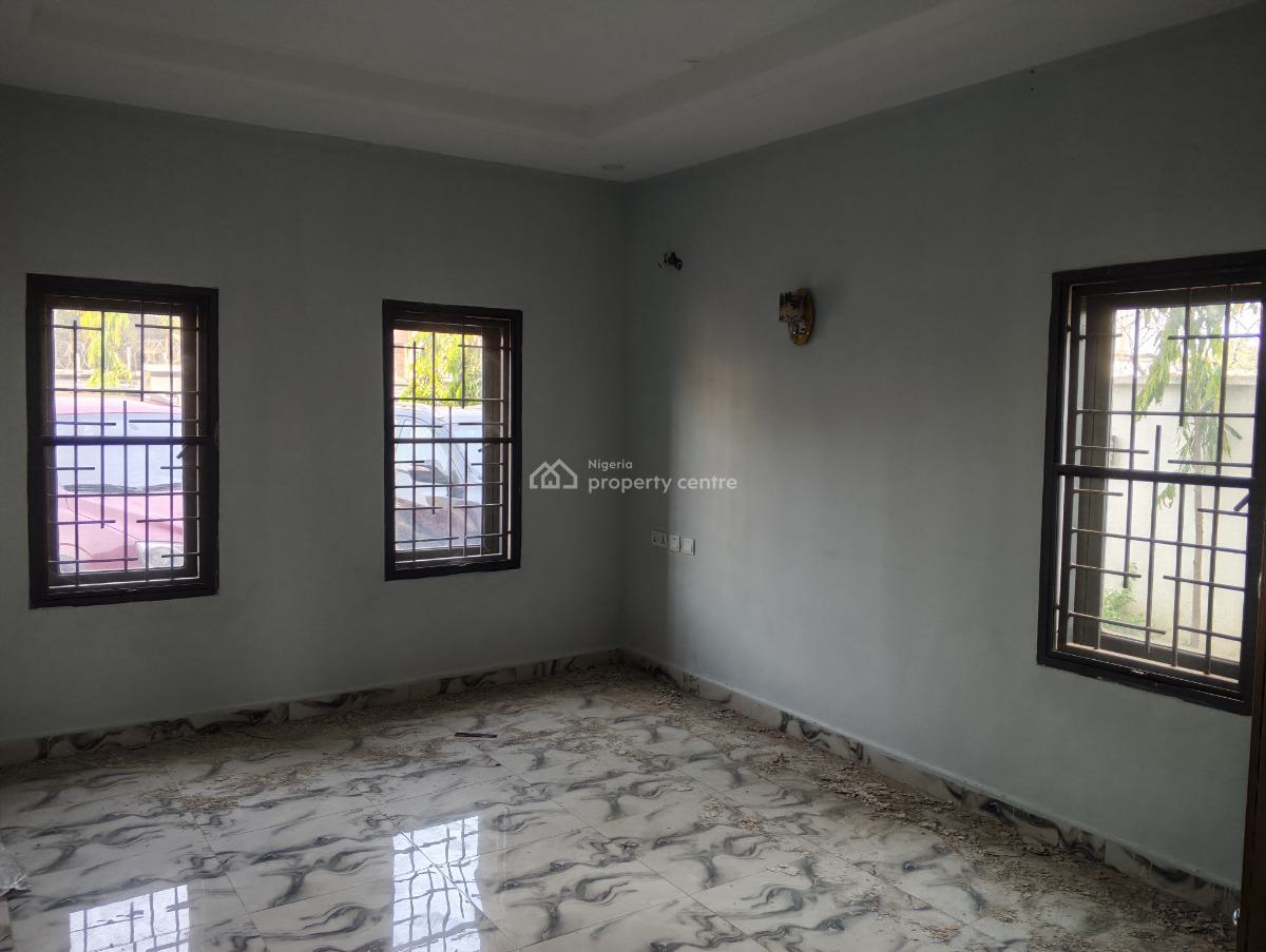 Renovated 3 Bedrooms Flat, Alaja Amodou Shola Street, Durumi, Abuja, Flat / Apartment for Rent