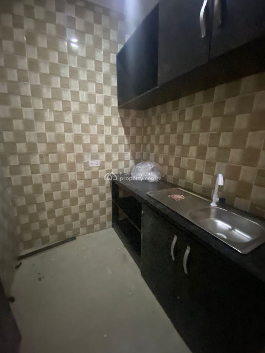 Affordable Miniflat, Osapa, Lekki, Lagos, Flat / Apartment for Rent