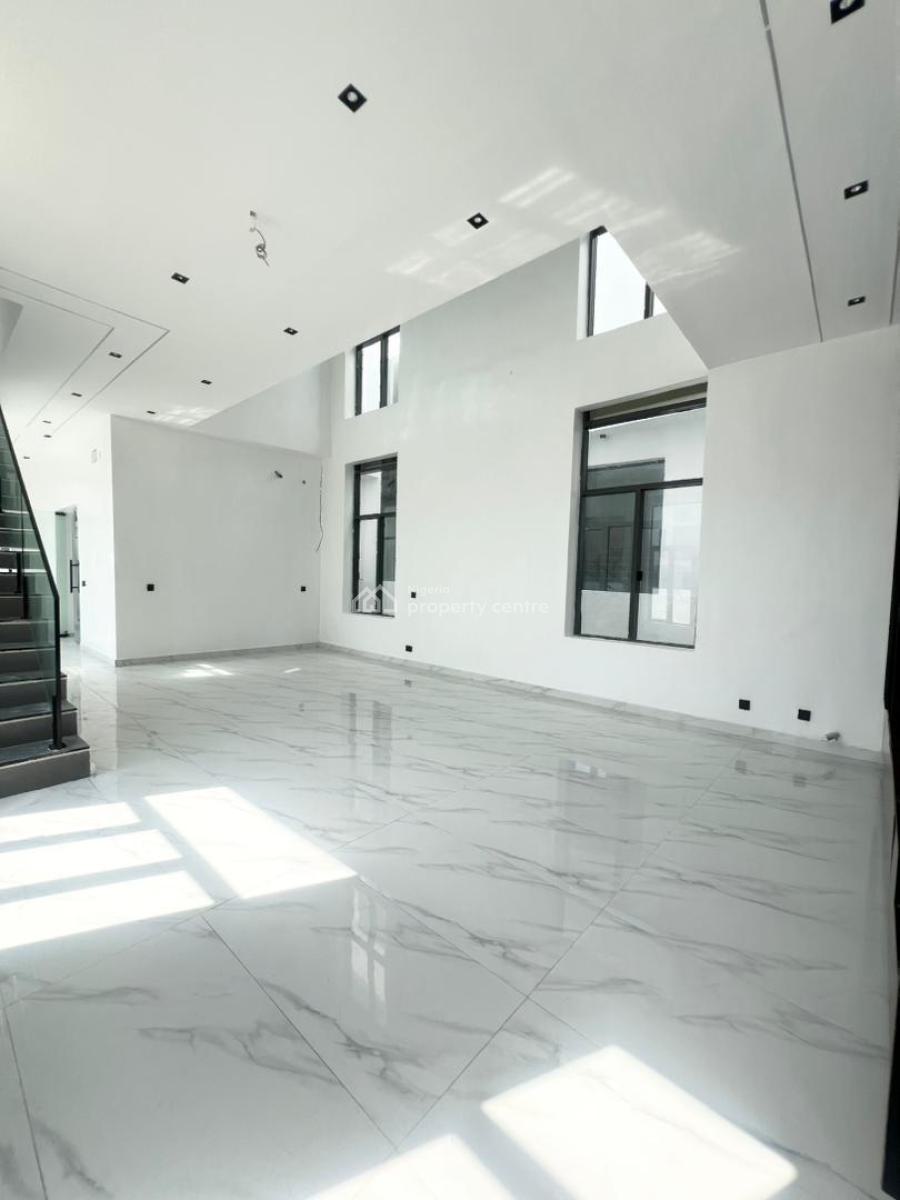 5 Bedrooms Fully-detached Duplex with Bq, Ajah, Lagos, Detached Duplex for Sale