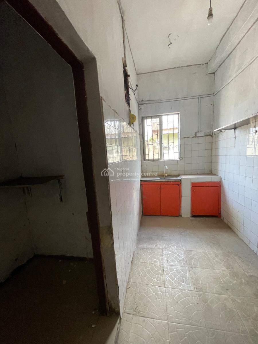 Newly Renovated 2-bedroom on Ground Floor En-suite, Ogudu, Lagos, Flat / Apartment for Rent