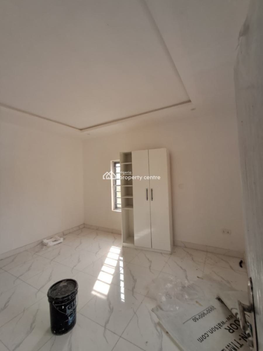 Luxury 2 Bedroom Duplex with Bq, Ologolo, Lekki, Lagos, Terraced Duplex for Rent