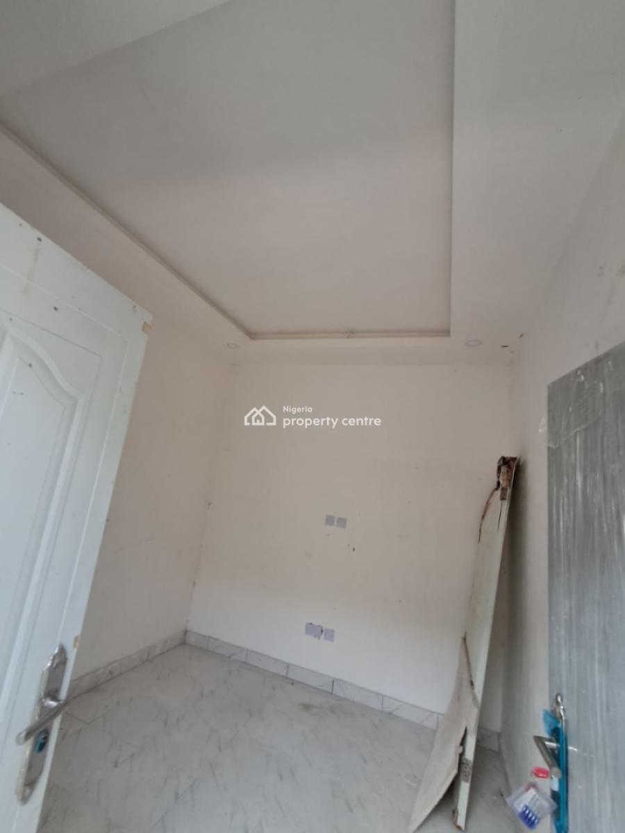 Luxury 2 Bedroom Duplex with Bq, Ologolo, Lekki, Lagos, Terraced Duplex for Rent