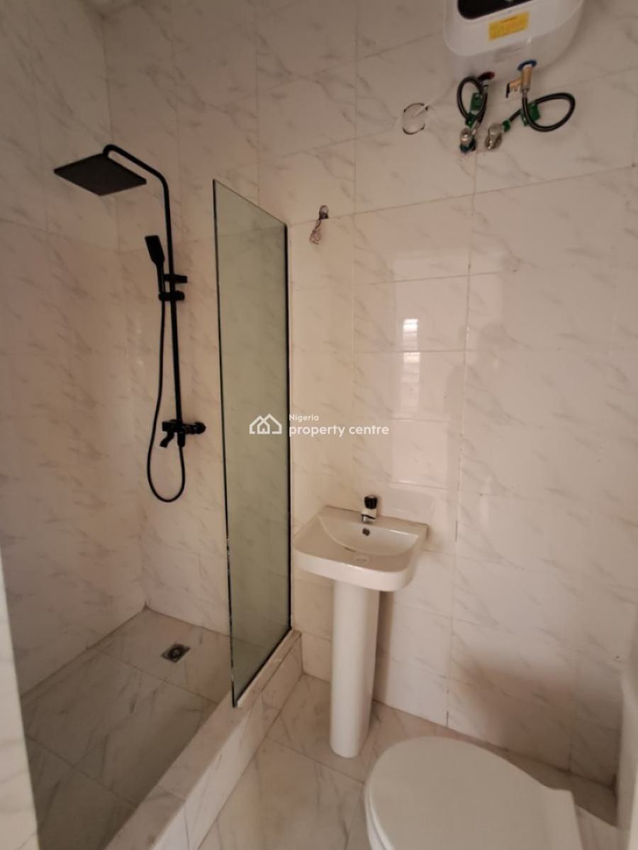 Luxury 2 Bedroom Duplex with Bq, Ologolo, Lekki, Lagos, Terraced Duplex for Rent