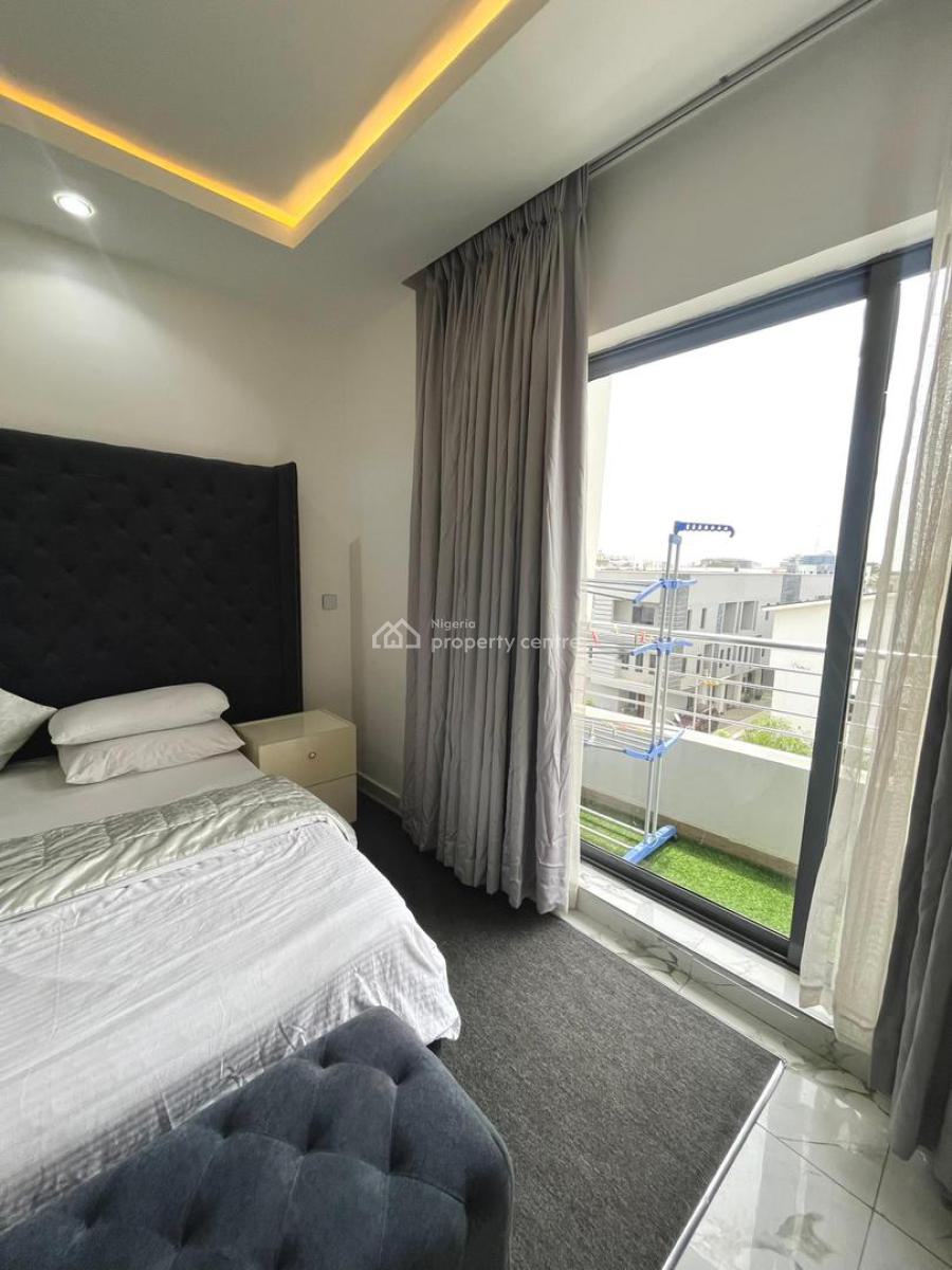 Luxury 2 Bedroom Apartment with Pool, Gym & Views, Periwinkle Estate, Lekki Phase 1, Lekki, Lagos, Flat / Apartment Short Let