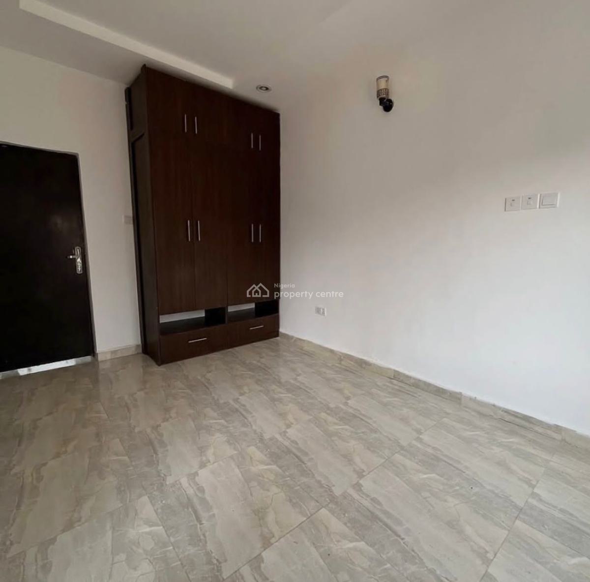 Newly Built 3 Bedroom Apartment, Wuye, Abuja, Flat / Apartment for Sale