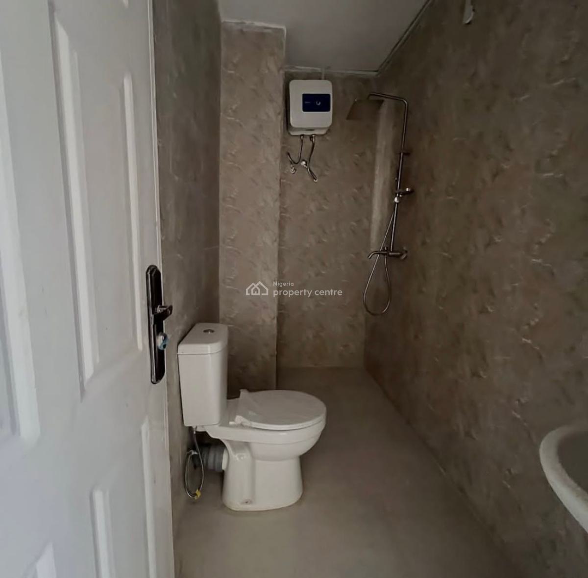 Newly Built 3 Bedroom Apartment, Wuye, Abuja, Flat / Apartment for Sale