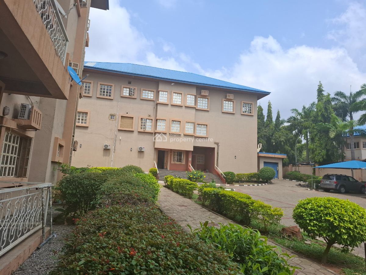 a 3 Bedroom Flat with Bq, Swimming Pool, Ac and Generator, Maitama District, Abuja, Flat / Apartment for Rent