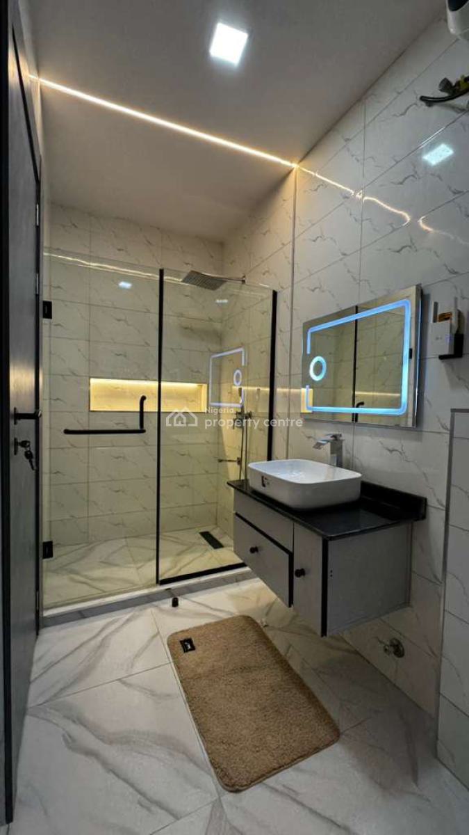 Luxury 2 Bedroom Apartment with All Round Balconies, Pool and Gym, Lekki Phase 1, Lekki, Lagos, House Short Let