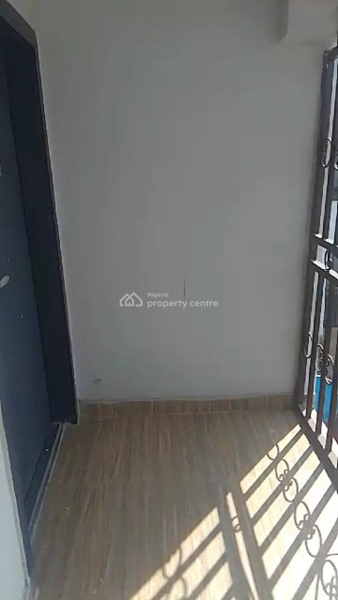 2 Bedroom Flat, Lugbe District, Abuja, Flat / Apartment for Rent