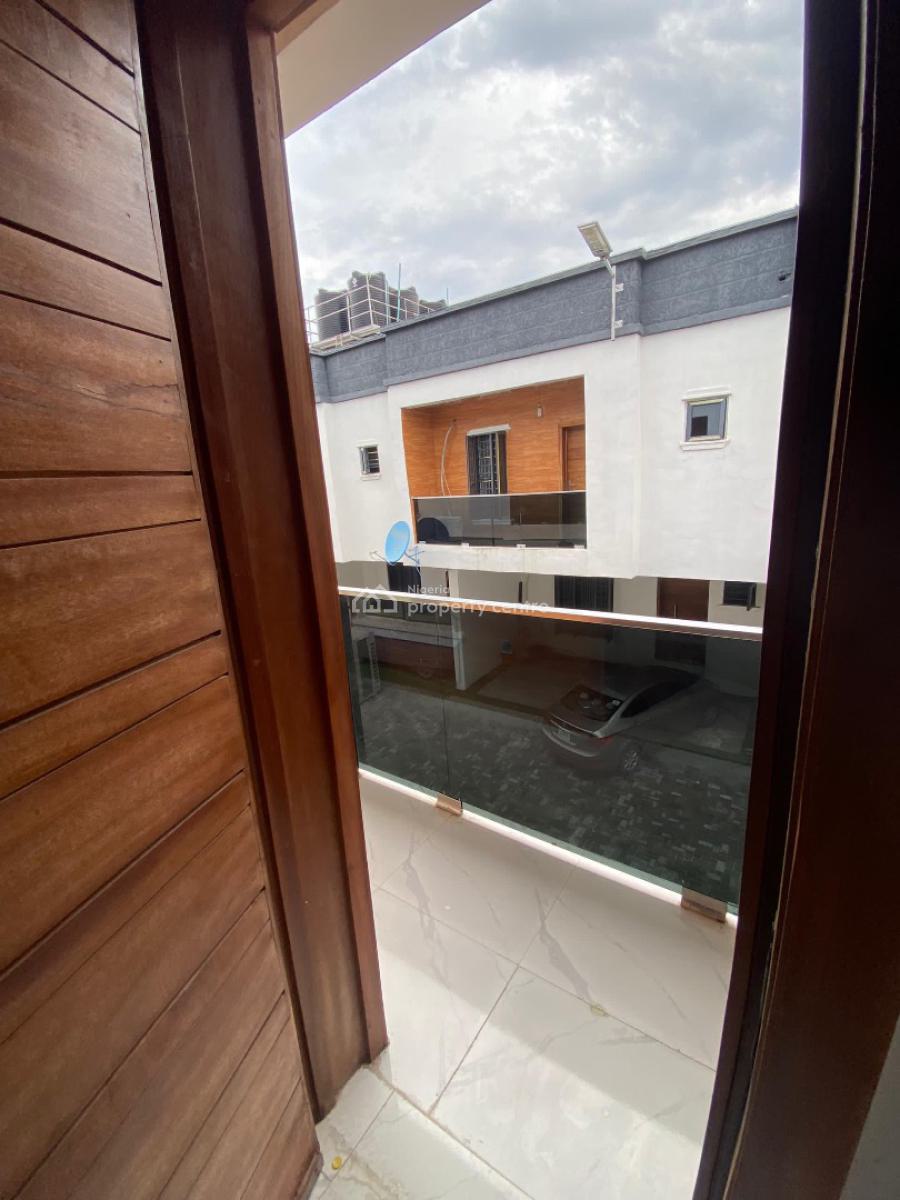Well-maintained Spacious 3-bedroom Terrace Duplex, Ikota, Lekki, Lagos, Terraced Duplex for Rent