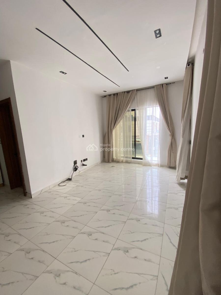 Modern 4-bedroom Semi-detached Duplex with Bq, Ikota, Lekki, Lagos, Semi-detached Duplex for Rent