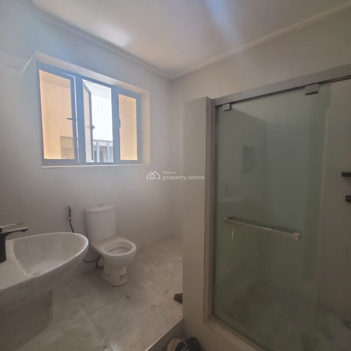 Beautiful 3 Bedroom Terrace Duplex Within a Secured Estate, Chevron, Lekki, Lagos, House for Sale