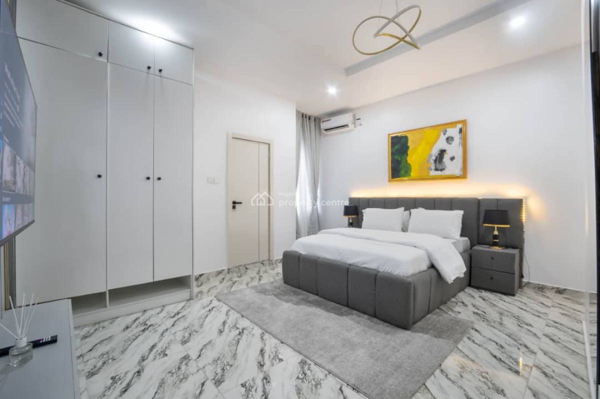 Luxury 3 Bedroom Self Compound with Private Cinema, Ps5, Snooker B, Lekki Phase 1, Lekki, Lagos, Flat / Apartment Short Let