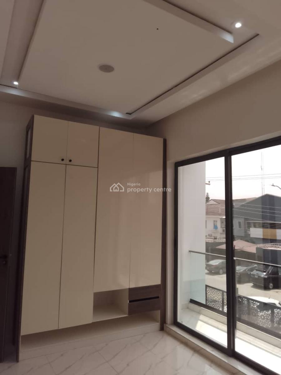 Newly Built & Fully Serviced 3 Bedroom Apartments, Off Fola Osibo, Lekki Phase 1, Lekki, Lagos, Flat / Apartment for Sale