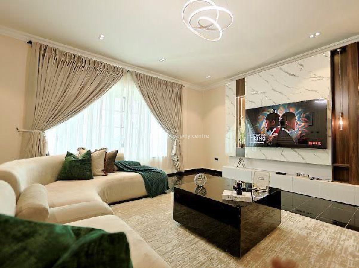 2 Bedroom Apartment with Football Table, Swimming Pool, Lekki Phase 1, Lekki, Lagos, Flat / Apartment Short Let