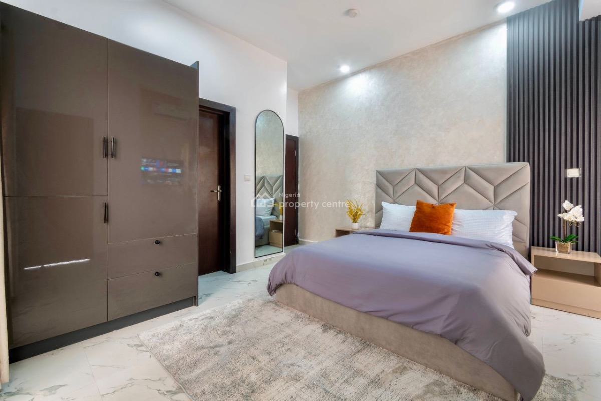 2 Bedroom Apartment with Football Table, Swimming Pool, Lekki Phase 1, Lekki, Lagos, Flat / Apartment Short Let