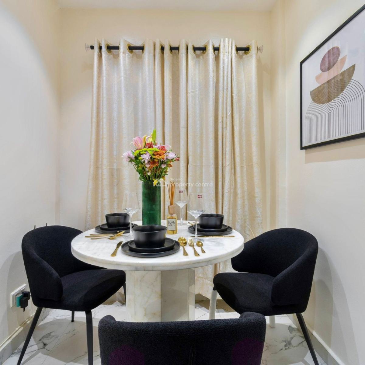 2 Bedroom Apartment with Football Table, Swimming Pool, Lekki Phase 1, Lekki, Lagos, Flat / Apartment Short Let