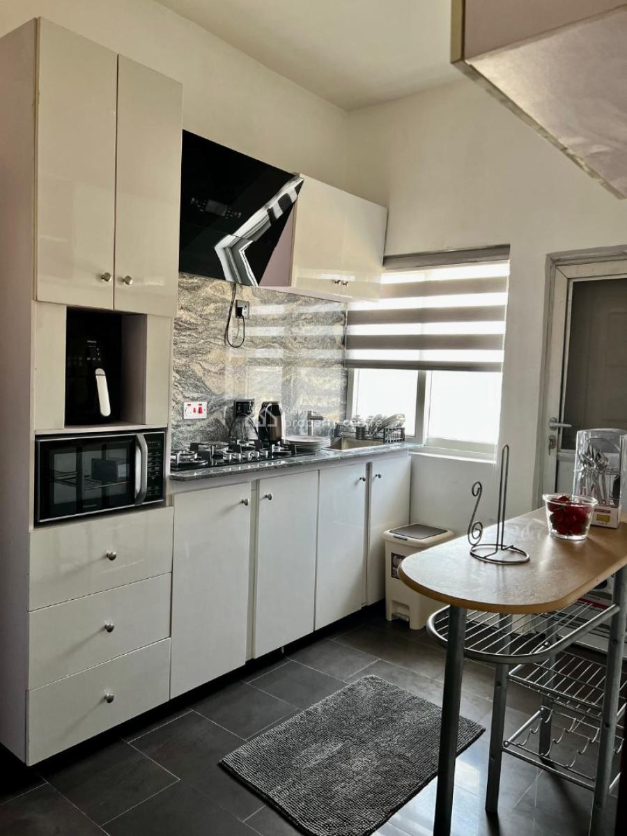 African Contemporary 2 Bedroom Apartment, Freedom Way, Lekki Phase 1, Lekki, Lagos, Flat / Apartment Short Let