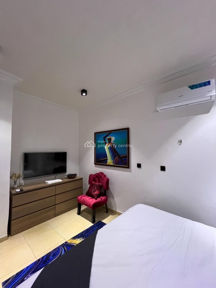 African Contemporary 2 Bedroom Apartment, Freedom Way, Lekki Phase 1, Lekki, Lagos, Flat / Apartment Short Let