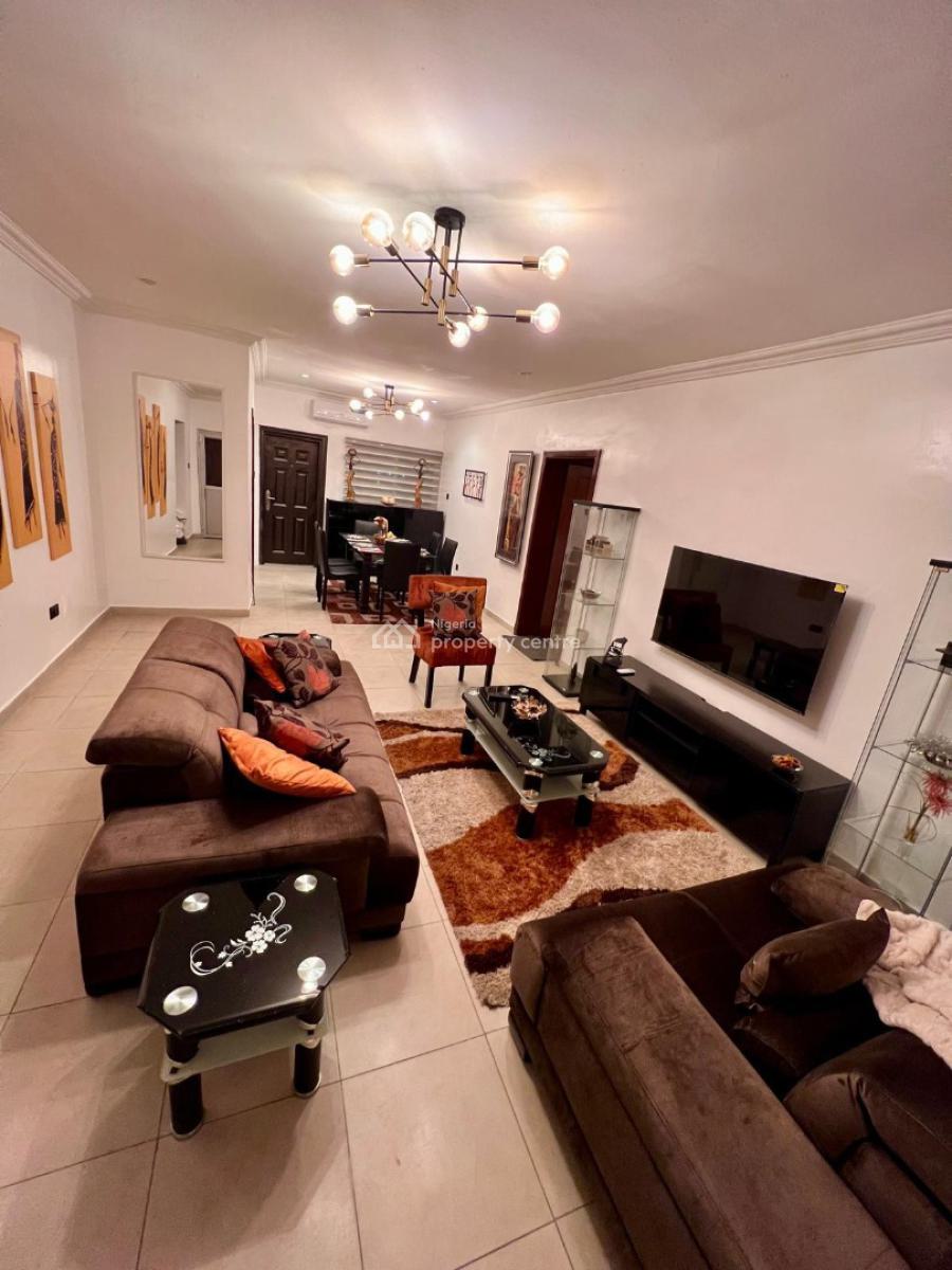 African Contemporary 2 Bedroom Apartment, Freedom Way, Lekki Phase 1, Lekki, Lagos, Flat / Apartment Short Let
