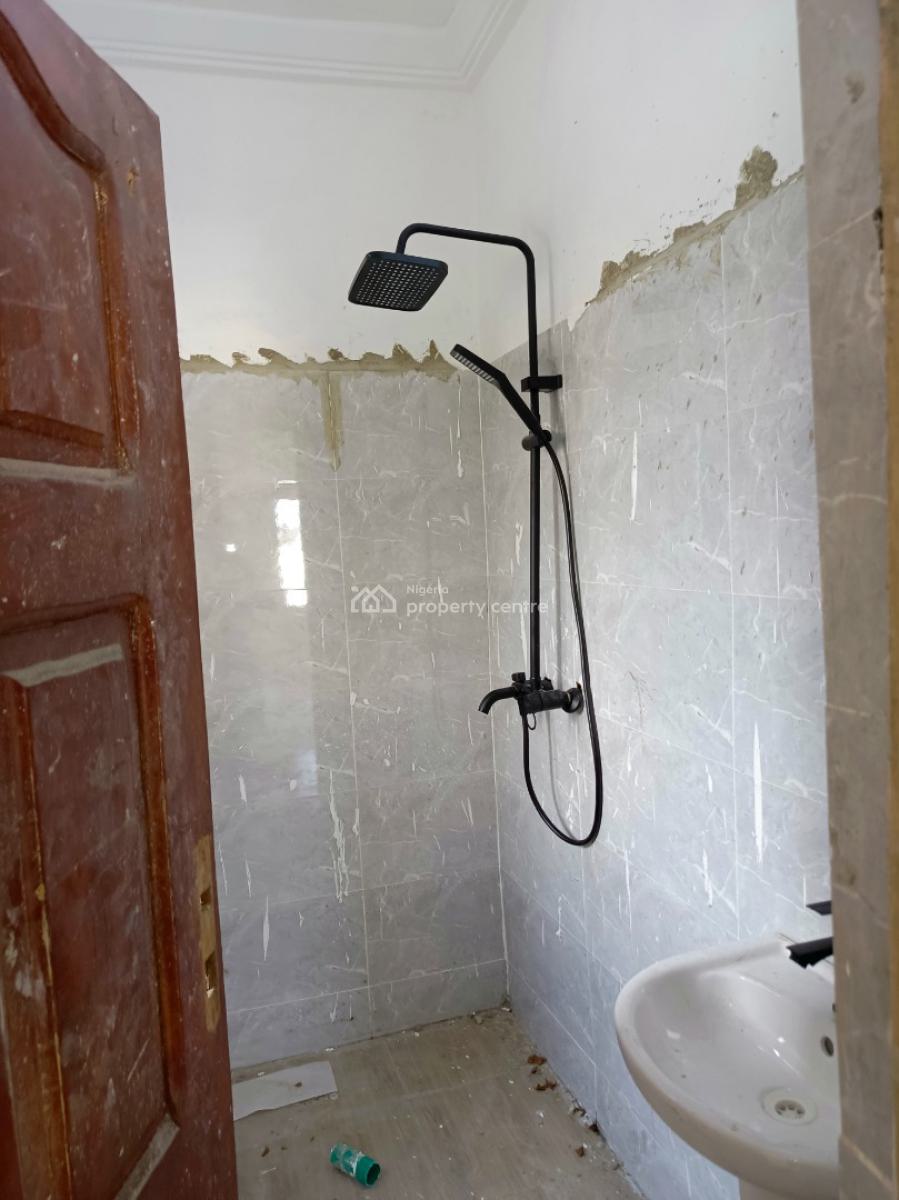 3 Bedroom Flat Upstairs, Ado, Ajah, Lagos, House for Rent