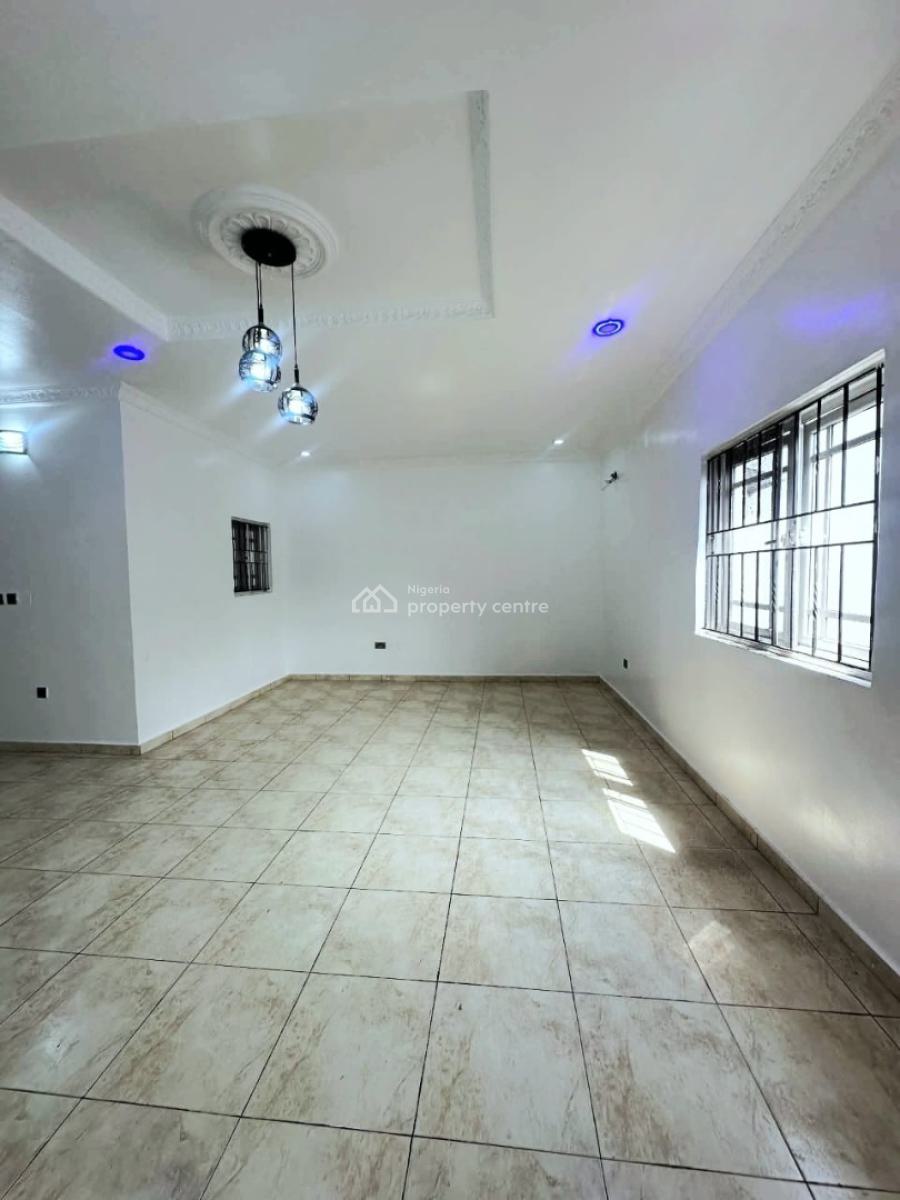 Spacious 2-bedroom Apartment, Lekki Phase 1, Lekki, Lagos, Flat / Apartment for Rent