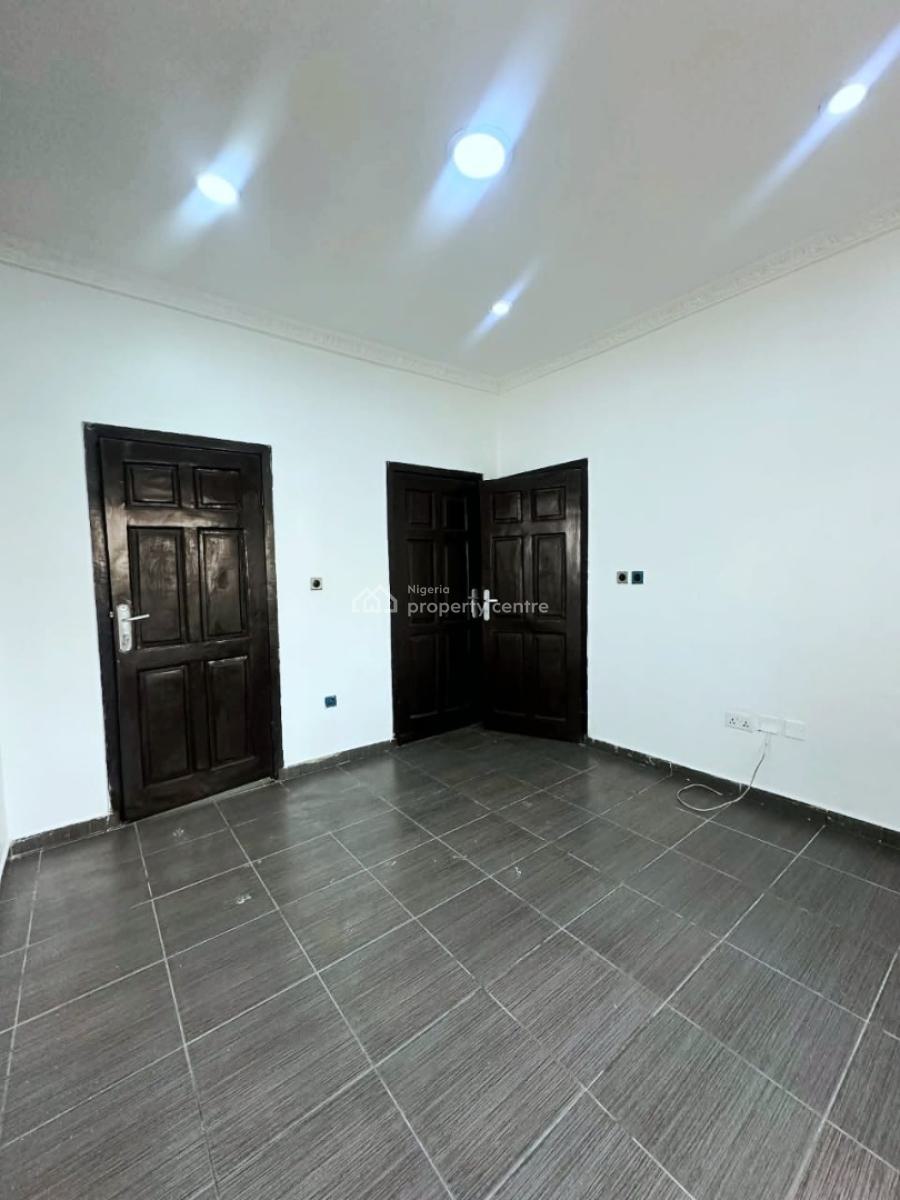 Spacious 2-bedroom Apartment, Lekki Phase 1, Lekki, Lagos, Flat / Apartment for Rent
