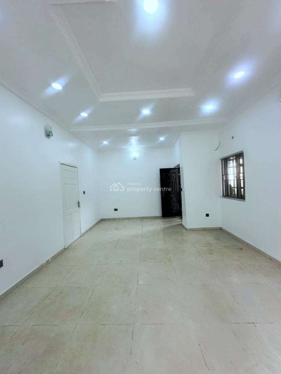 Spacious 2-bedroom Apartment, Lekki Phase 1, Lekki, Lagos, Flat / Apartment for Rent