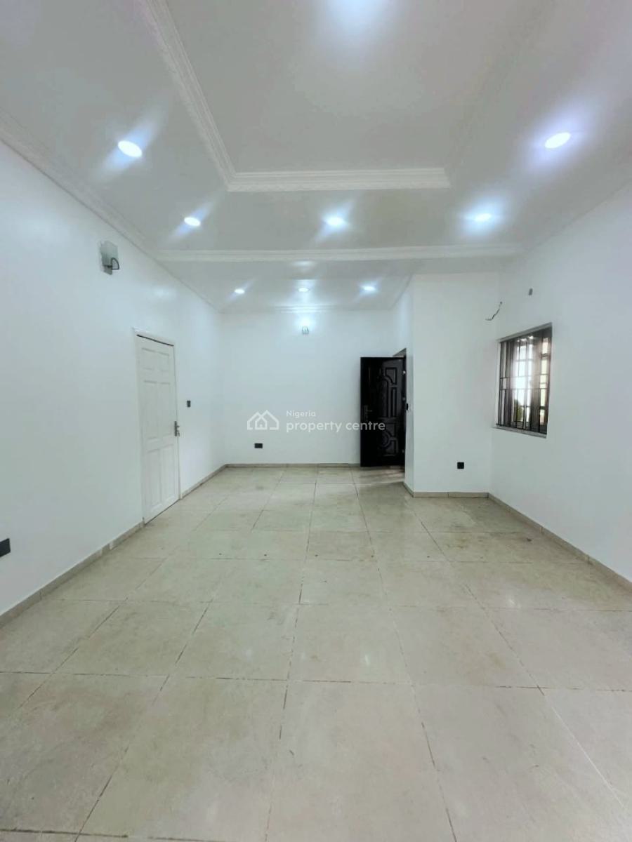 Spacious 2-bedroom Apartment, Lekki Phase 1, Lekki, Lagos, Flat / Apartment for Rent