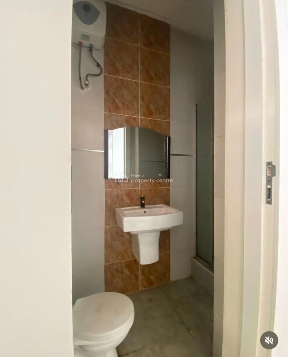 Nice Shared Apartment Downstairs, Osapa, Lekki, Lagos, Flat / Apartment for Rent