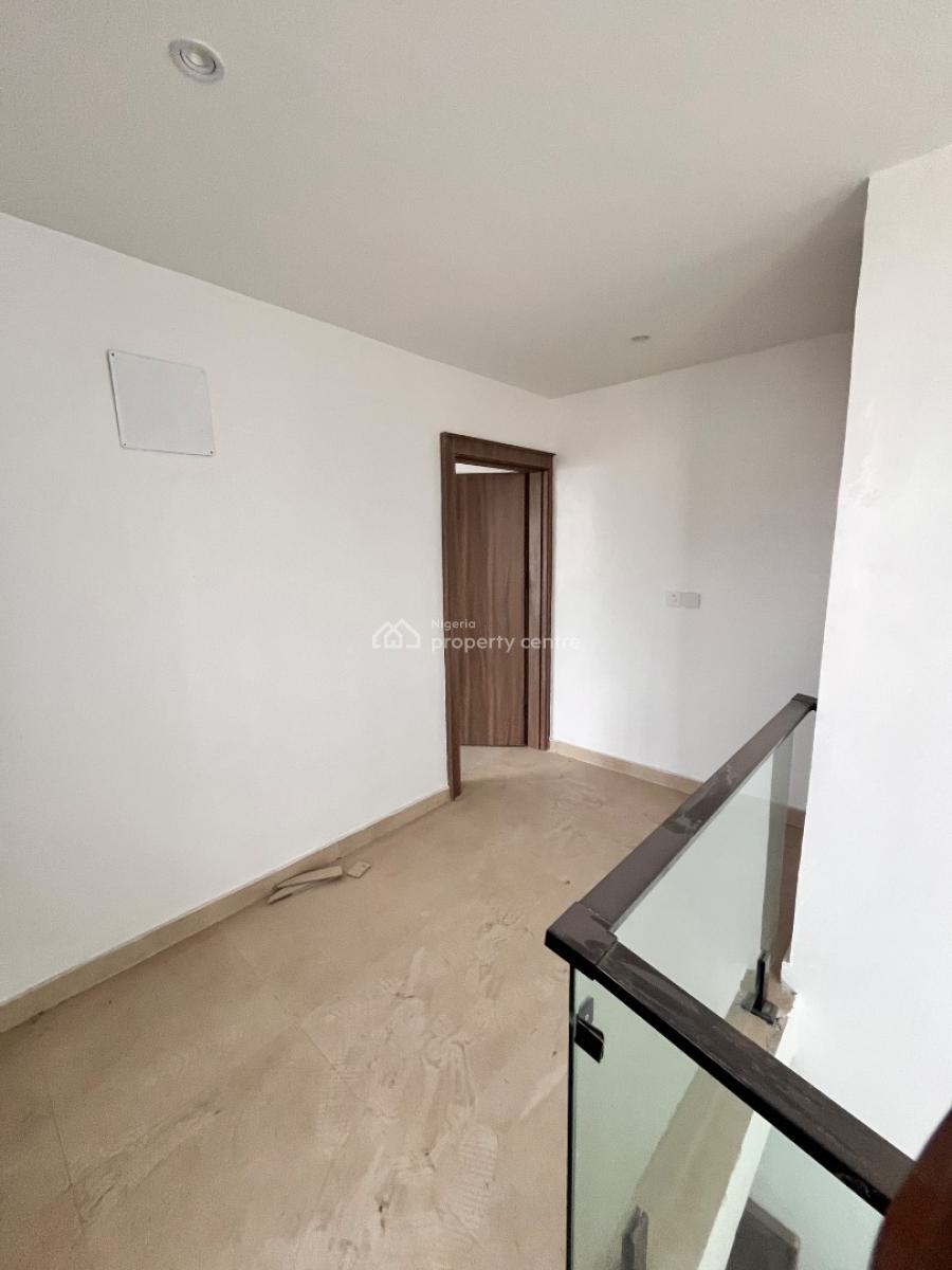 Spacious 4-bedroom Terrace Duplex with Bq, Ikate, Lekki, Lagos, Terraced Duplex for Sale
