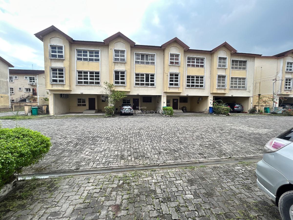 Very Spacious 5 Bedroom Terrace Duplex, Boudillion Court Estate, Lekki, Lagos, Terraced Duplex for Sale