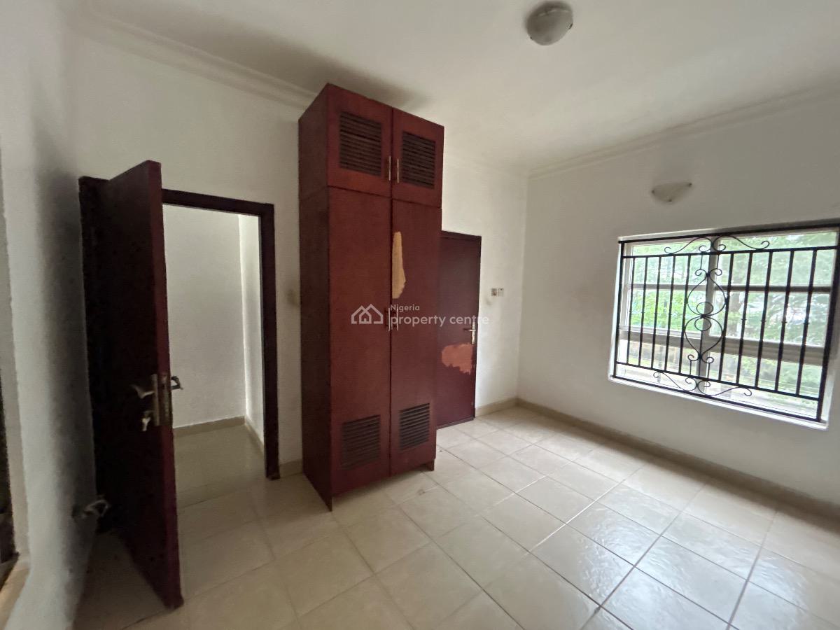 Very Spacious 5 Bedroom Terrace Duplex, Boudillion Court Estate, Lekki, Lagos, Terraced Duplex for Sale