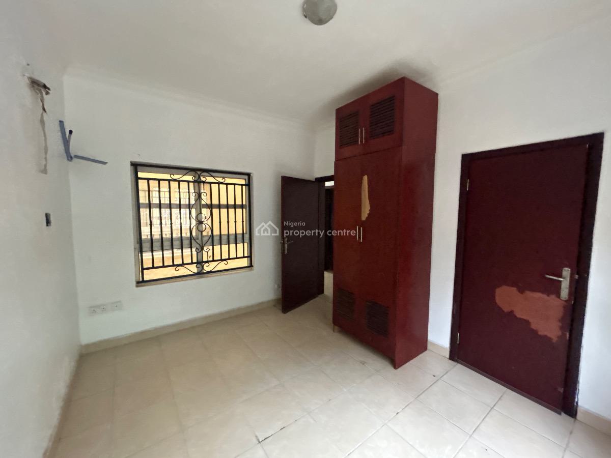 Very Spacious 5 Bedroom Terrace Duplex, Boudillion Court Estate, Lekki, Lagos, Terraced Duplex for Sale