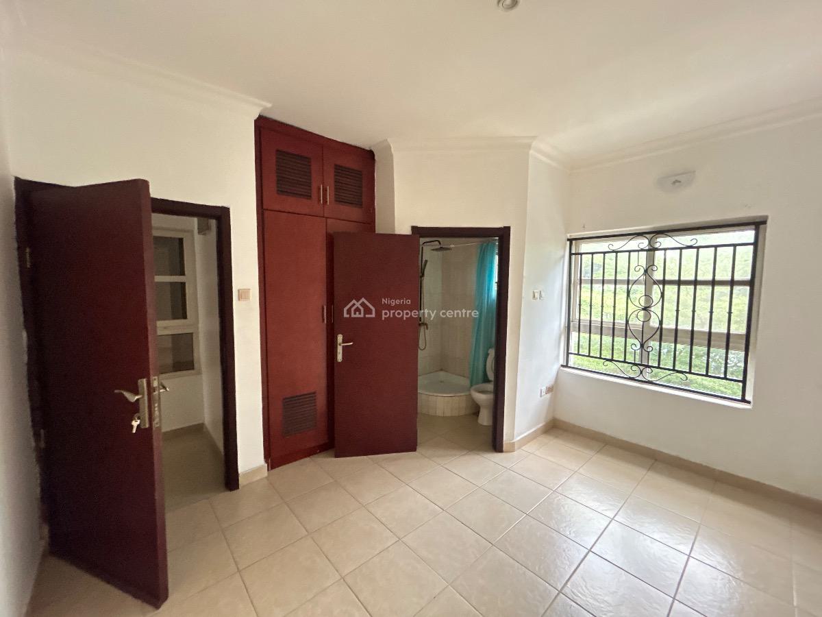 Very Spacious 5 Bedroom Terrace Duplex, Boudillion Court Estate, Lekki, Lagos, Terraced Duplex for Sale