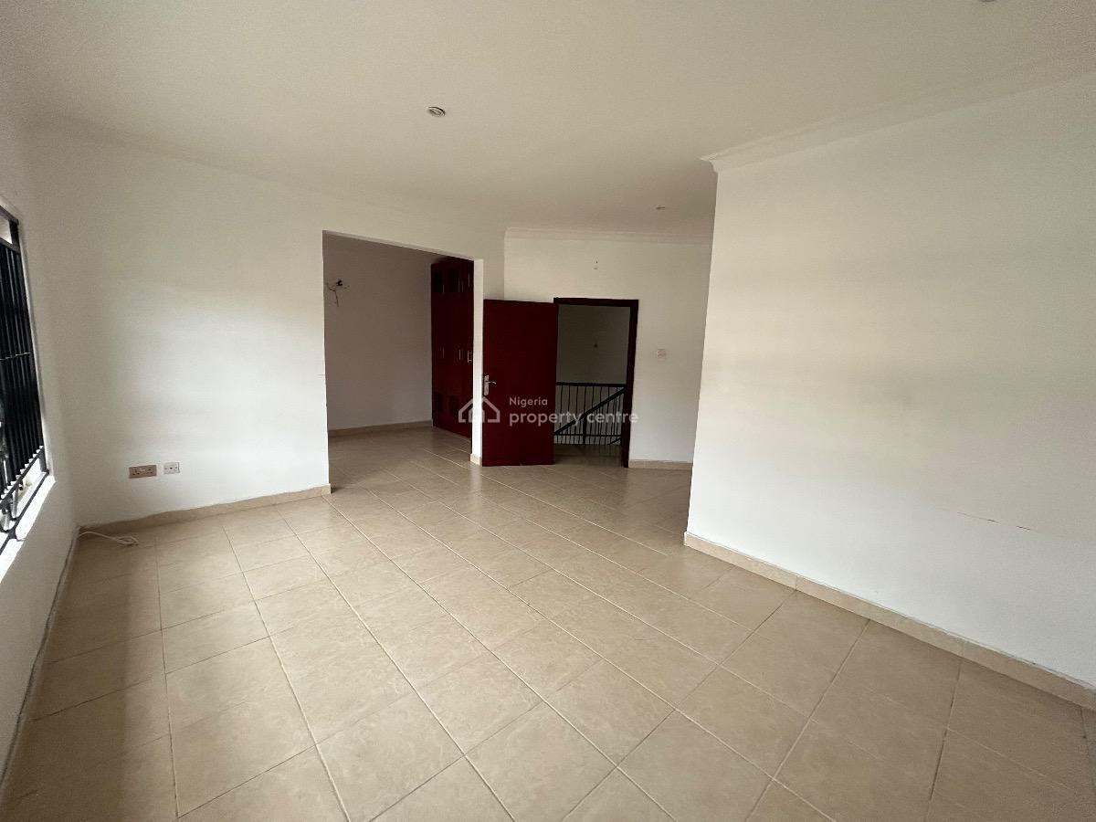 Very Spacious 5 Bedroom Terrace Duplex, Boudillion Court Estate, Lekki, Lagos, Terraced Duplex for Sale