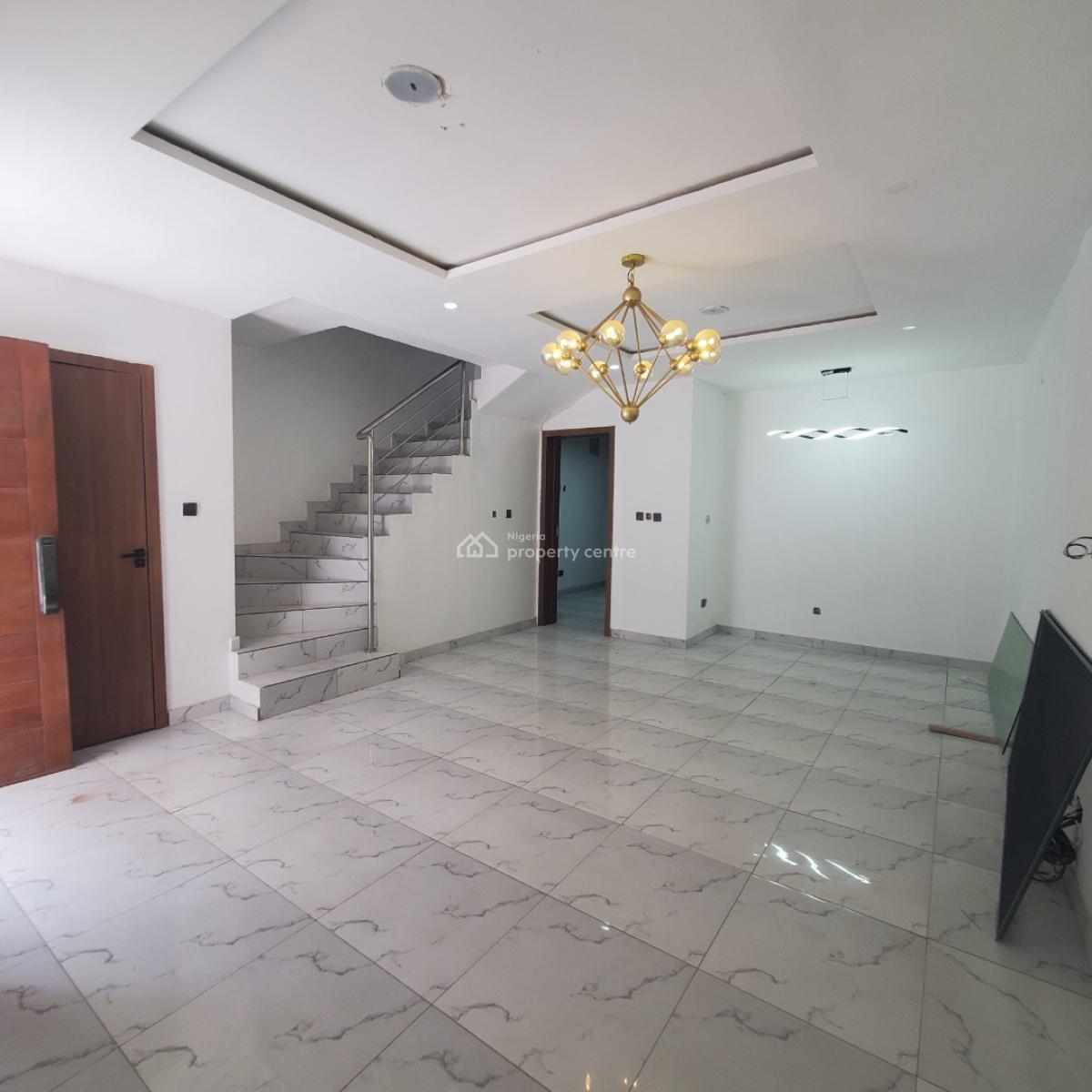 Lovely 4bedroom Terrace Duplex with  a Gym,bq,pool in a Secured Estate, Chevron, Lekki, Lagos, House for Sale