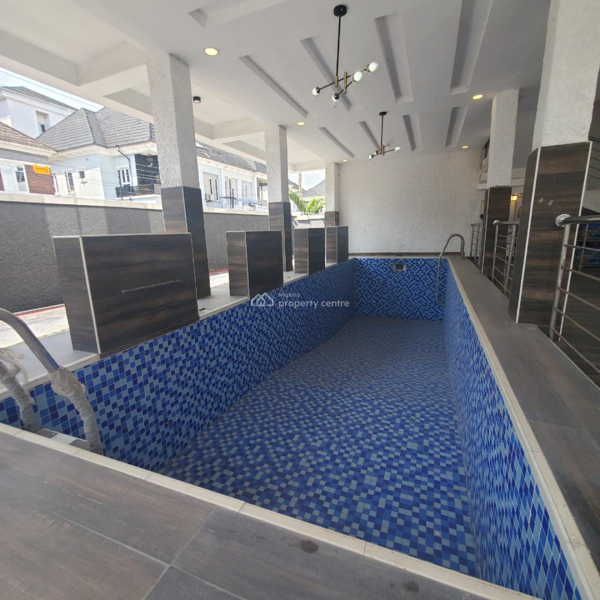 Lovely 4bedroom Terrace Duplex with  a Gym,bq,pool in a Secured Estate, Chevron, Lekki, Lagos, House for Sale