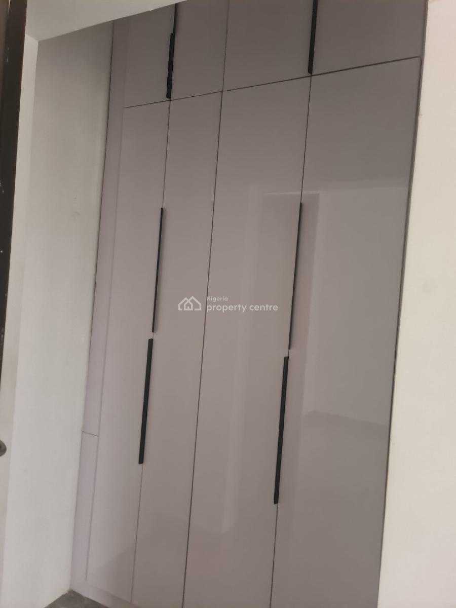 Luxury Smart Spacious 3 Bedroom Apartment, By Aco Bridge, Lugbe District, Abuja, Flat / Apartment for Rent