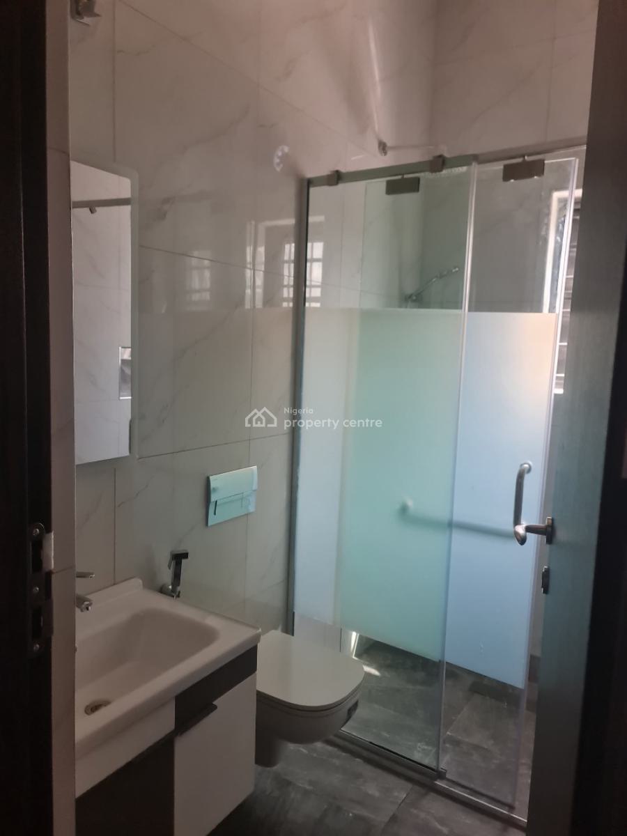 Luxury Smart Spacious 3 Bedroom Apartment, By Aco Bridge, Lugbe District, Abuja, Flat / Apartment for Rent