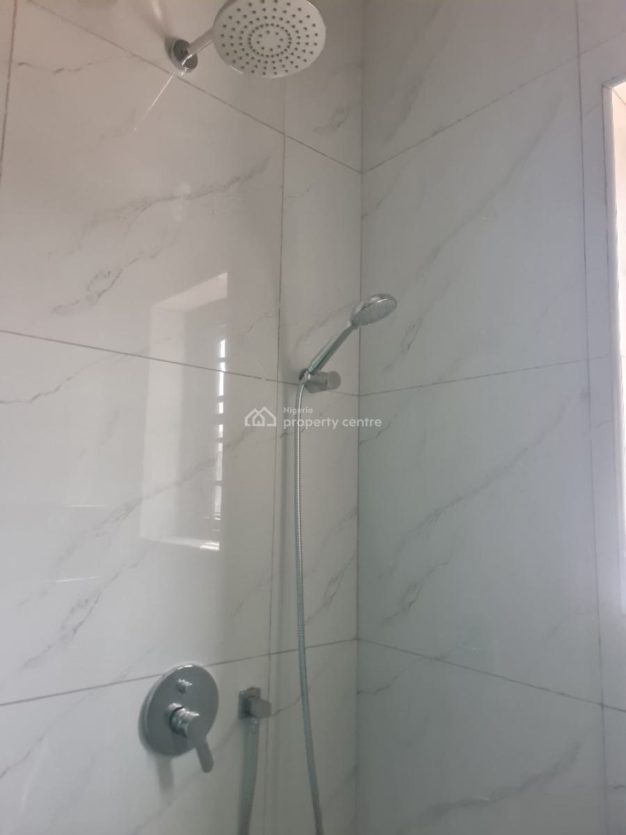 Luxury Smart Spacious 3 Bedroom Apartment, By Aco Bridge, Lugbe District, Abuja, Flat / Apartment for Rent