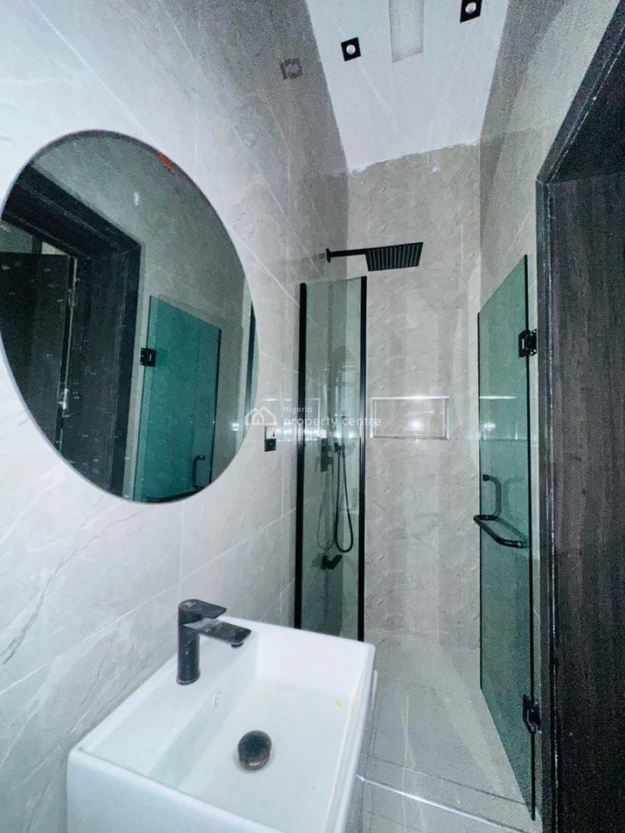 Exquisite 2 Bedroom Apartment with Bq, Lekki Phase 1, Lekki, Lagos, Flat / Apartment for Rent