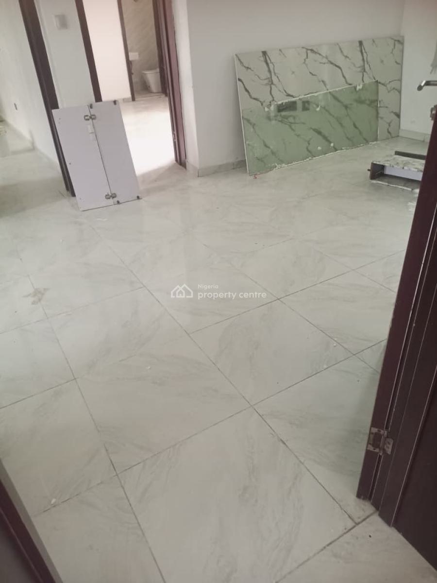 Serviced 2 Bedroom Apartment, Mobil Road Ajah Lagos, Ilaje, Ajah, Lagos, Flat / Apartment for Rent