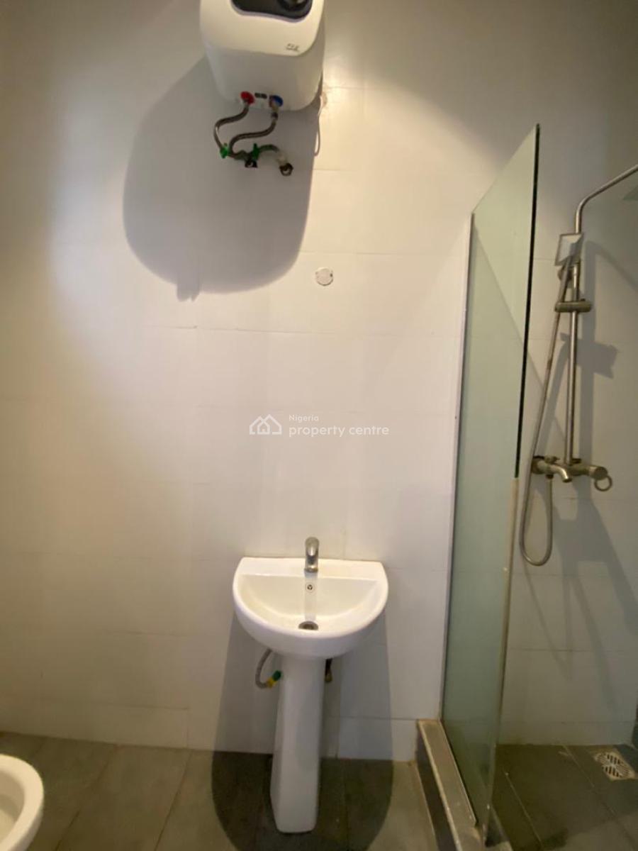 5 Bedroom Terrace Duplex with Bq & Swimming Pool, Osapa, Lekki, Lagos, Terraced Duplex for Sale