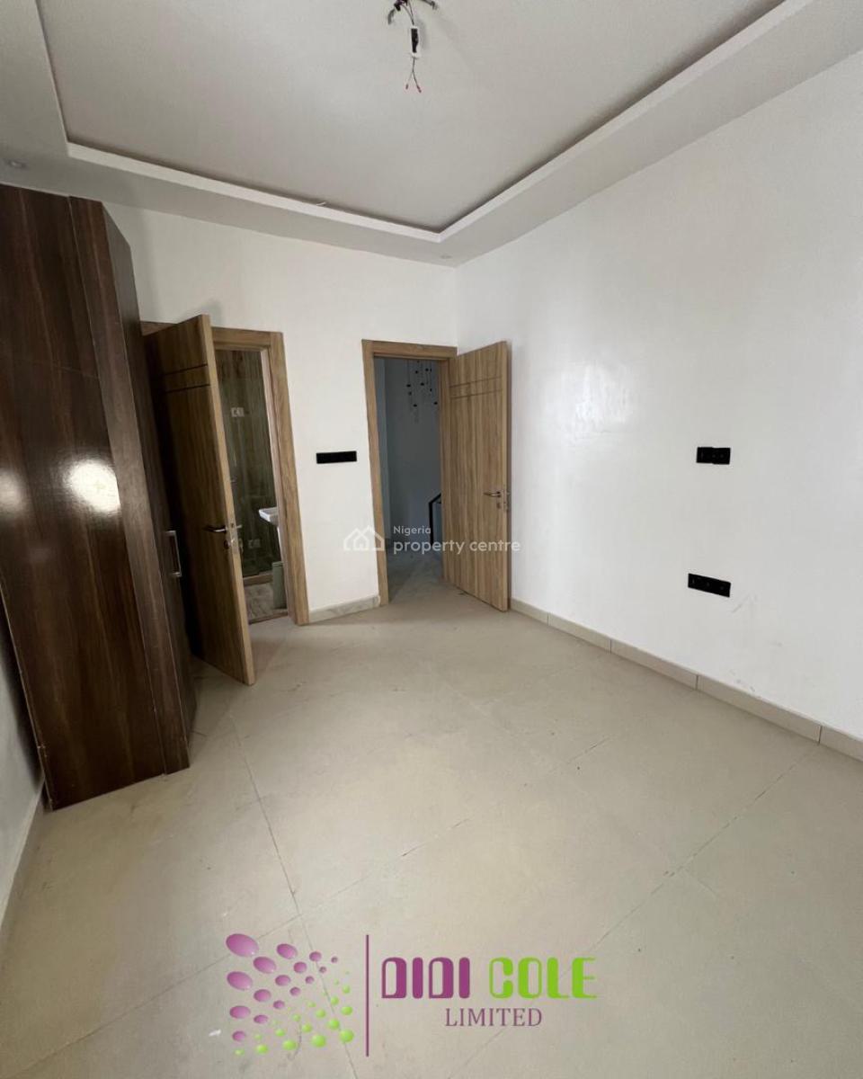 5 Bedroom Fully Detached Duplex with Bq, Ologolo, Lekki, Lagos, Detached Duplex for Sale