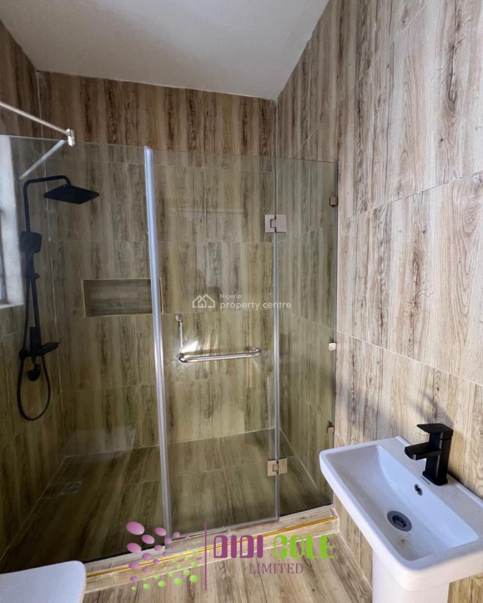 5 Bedroom Fully Detached Duplex with Bq, Ologolo, Lekki, Lagos, Detached Duplex for Sale