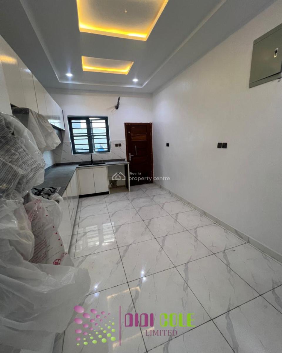 5 Bedroom Semi Detached Duplex with Bq, Ologolo, Lekki, Lagos, Semi-detached Duplex for Sale