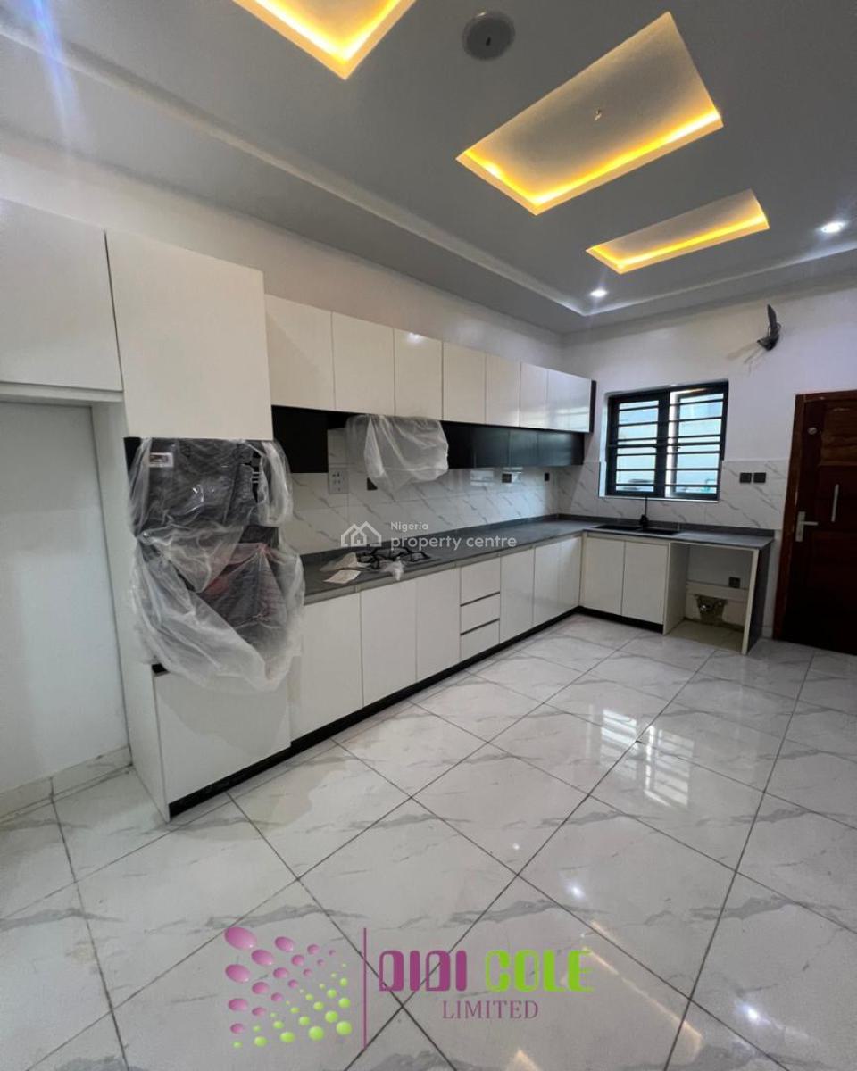 5 Bedroom Semi Detached Duplex with Bq, Ologolo, Lekki, Lagos, Semi-detached Duplex for Sale