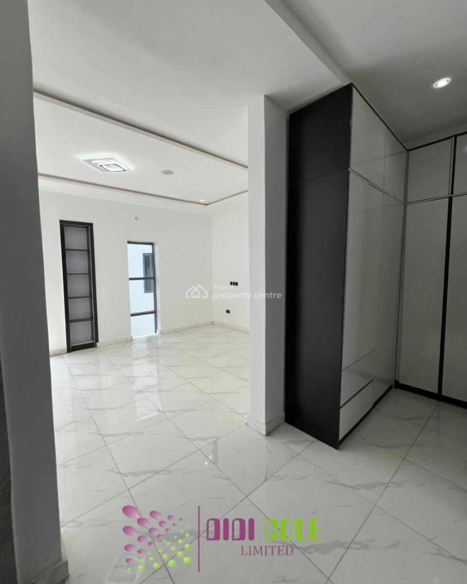 5 Bedroom Semi Detached Duplex with Bq, Ologolo, Lekki, Lagos, Semi-detached Duplex for Sale